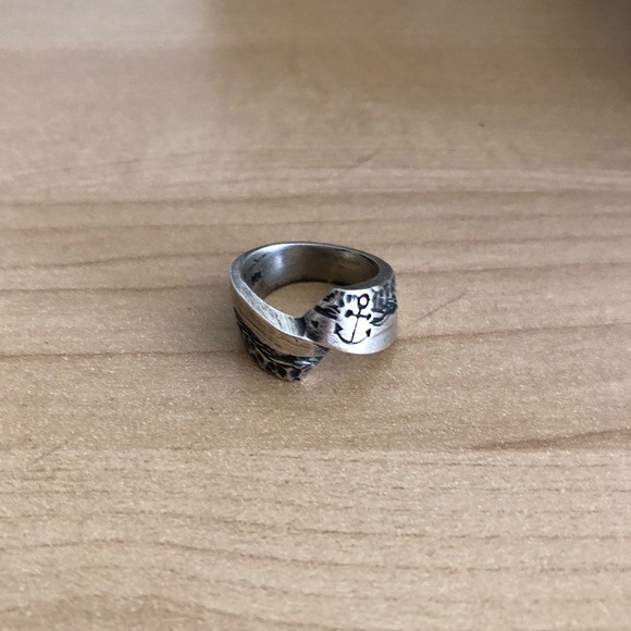 Unisex Sterling Silver Ring - Picture 1 of 3
